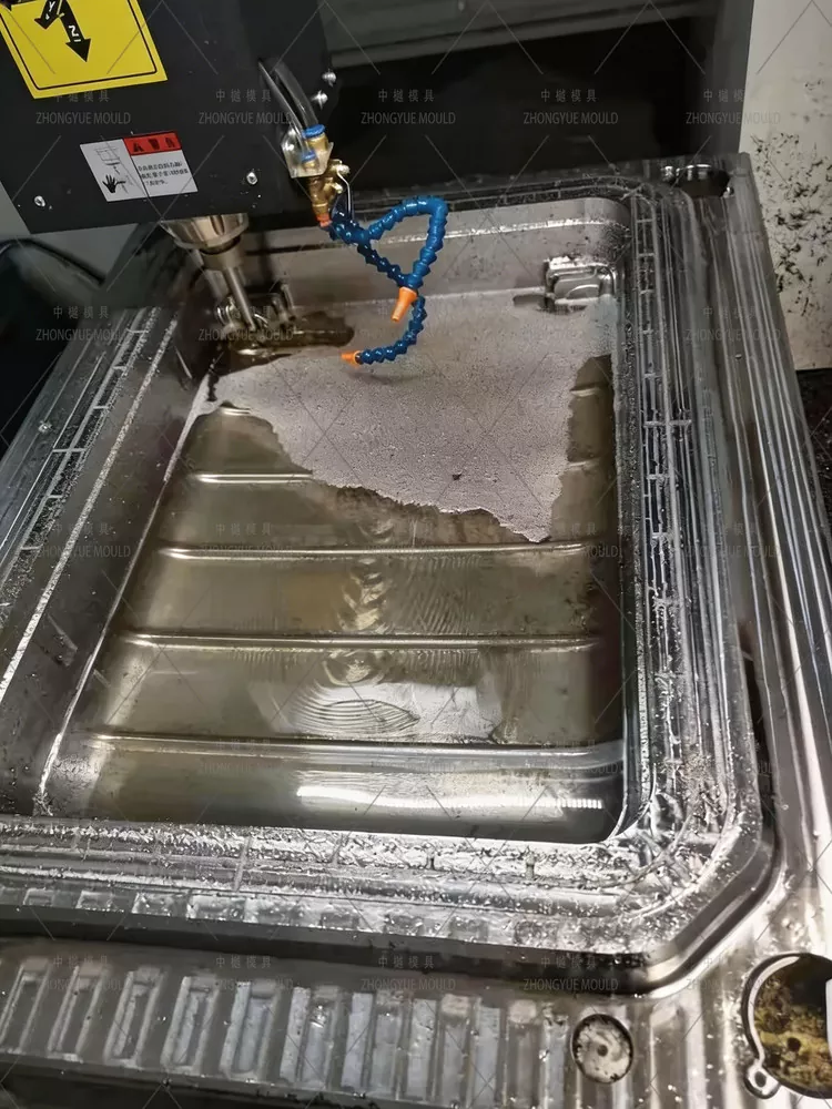 Plastic Injection Luggage Shell Mould