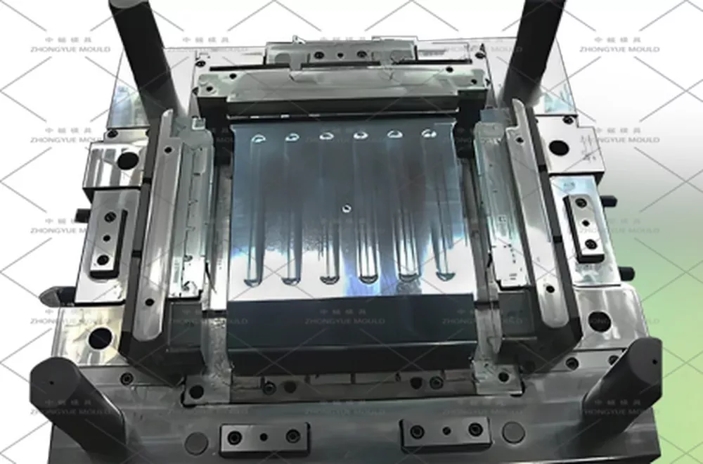 Refrigerator Tray Mould