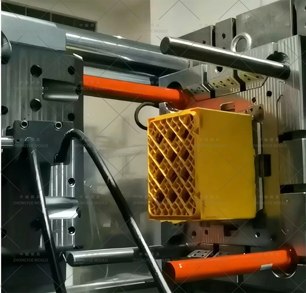 Plastic Beverage Bottle Crate Mould Trial Out