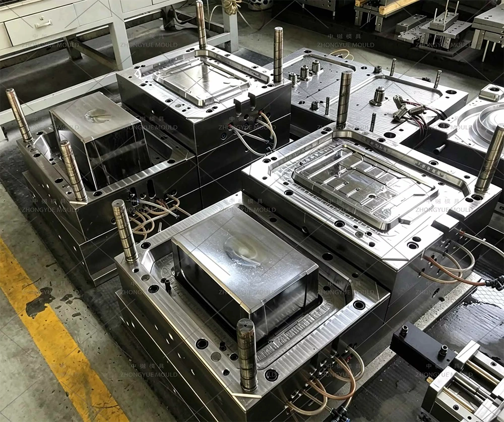 40L Storage Box Lid Mould Ready
