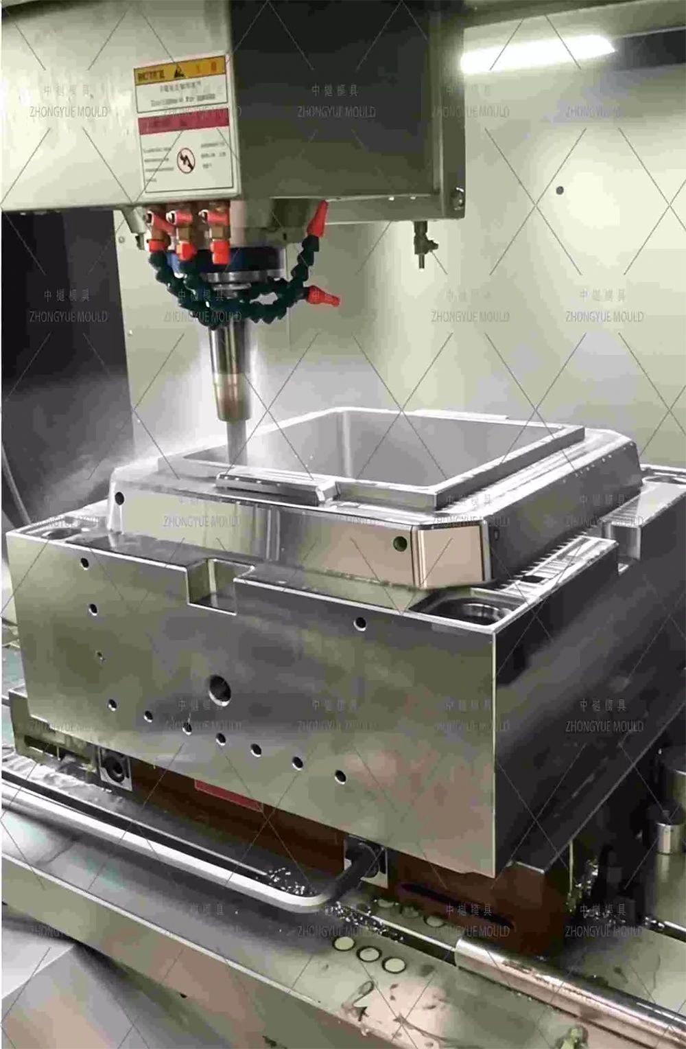 50L Storage Box Mould Cavity High Precision CNC Machining