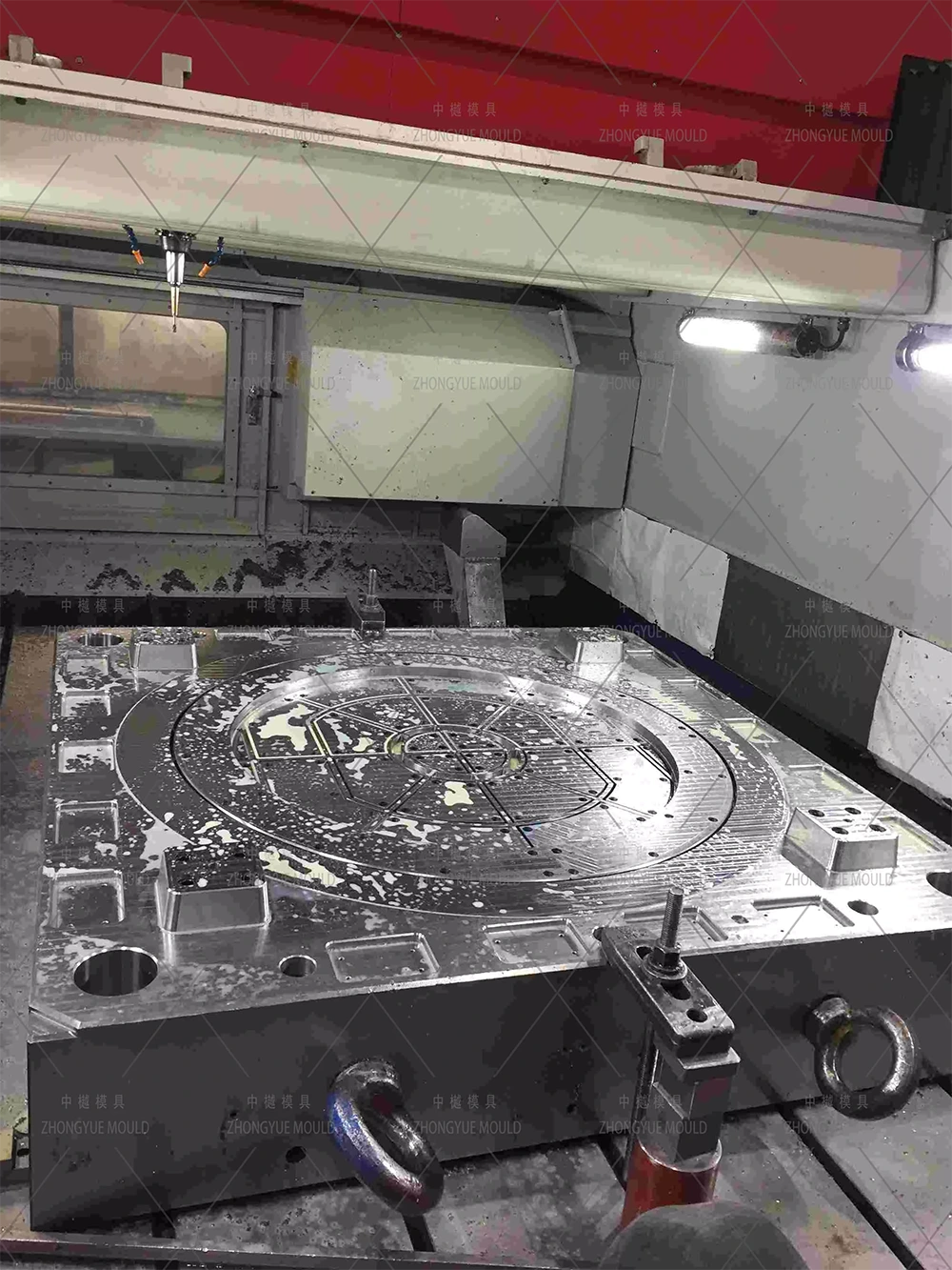 Plastic PP DN1000 Manhole Cover Mould CNC
