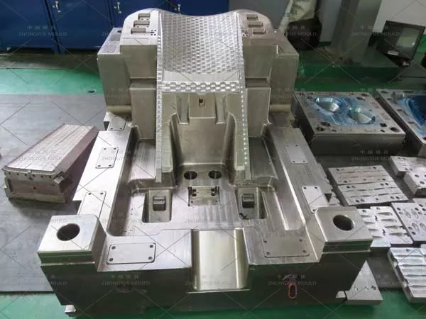 Plastic Rattan Armless Chair Mould Application